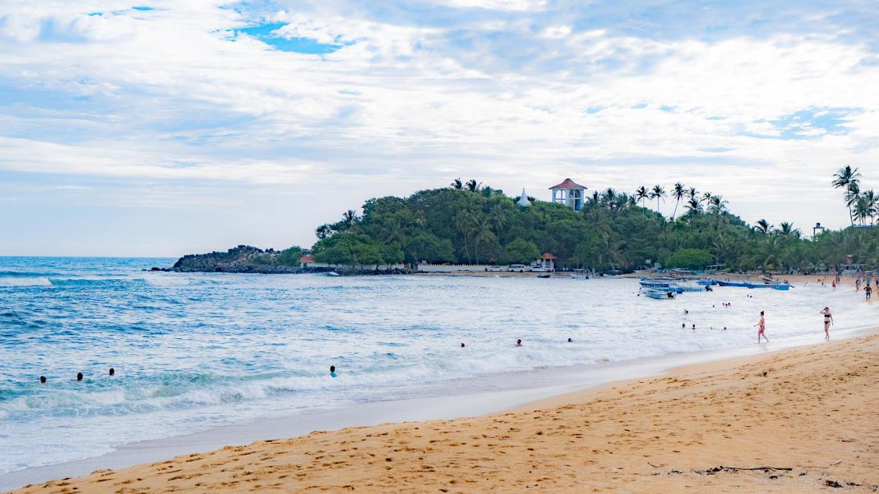 Rastha Pastha Beach Villa Unawatuna Exterior photo