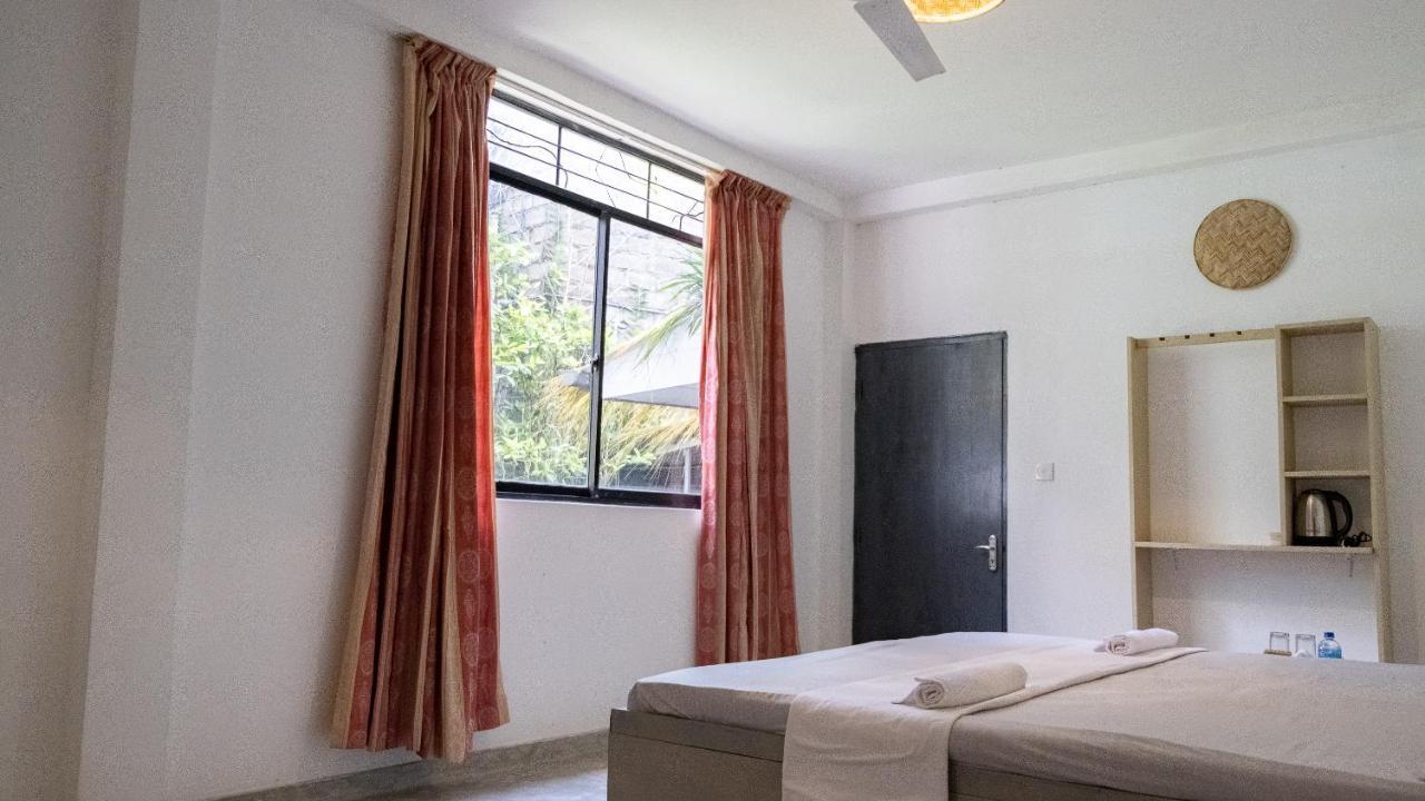 Rastha Pastha Beach Villa Unawatuna Exterior photo